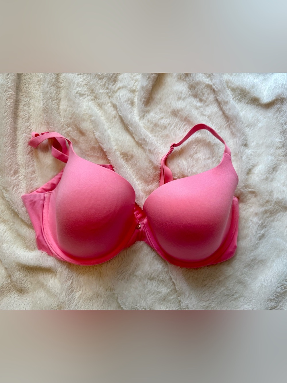 Victoria's Secret Hot Pink Molded T-Shirt Bra
